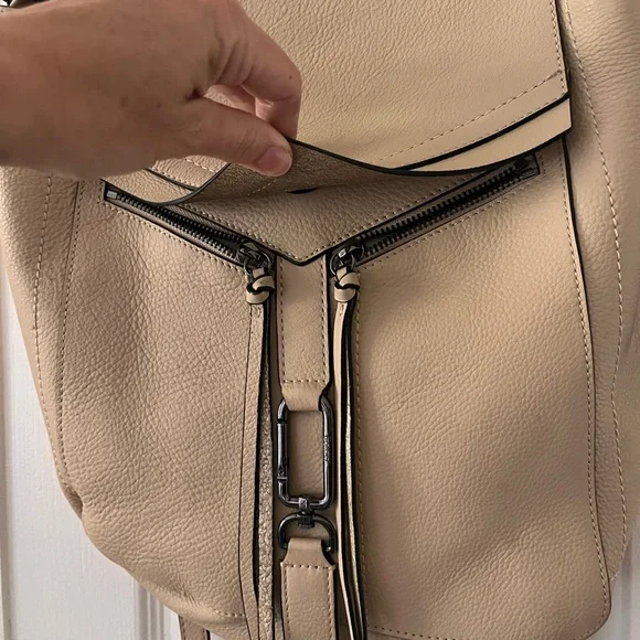 Authentic Botkier soft Tan leather convertible Backpack/ cross body / hand bag - Picture 3 of 15